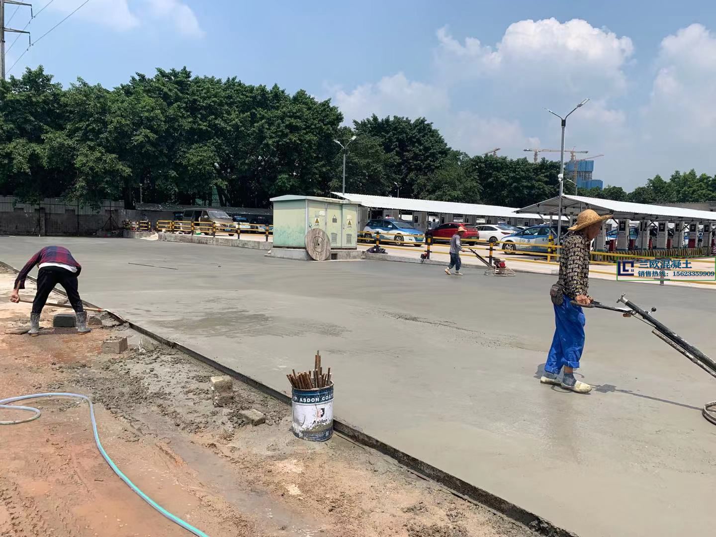 混凝土澆筑安全注意事項(xiàng)須知(圖1) 混凝土澆筑安全注意事項(xiàng)須知(圖1)